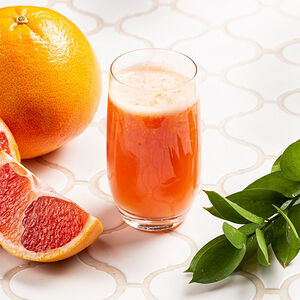 Свежевыжатый грейпфрутовый сок