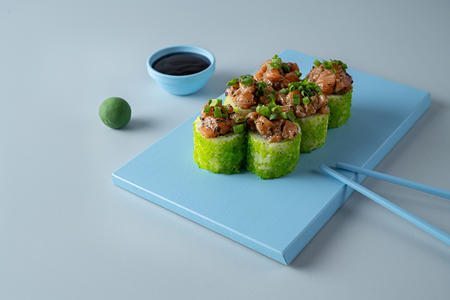 Трюфельный ролл с лососем