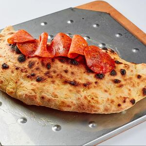 Кальцоне пепперони 