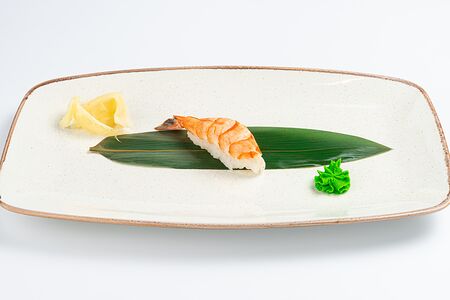 Суши с креветкой