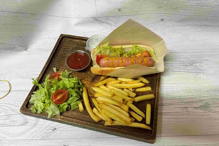 Хот-дог с фри