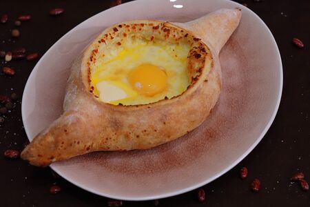 Хачапури по-аджарски