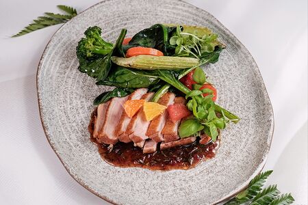 Утка с цитрусовым соусом