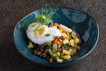 Оливье с говядиной