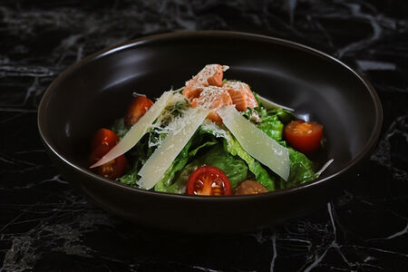 Цезарь с лососем