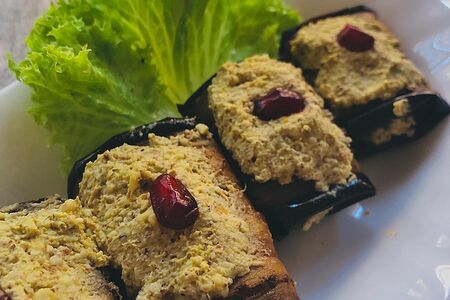 Баклажаны с грецким орехом