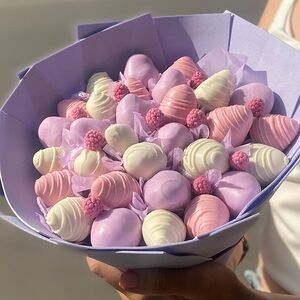 Букет из клубники в шоколаде Нежный