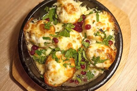 Шампиньоны, запечённые с сыром на кецы