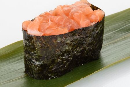 Сяке спайси-суша