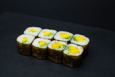 Маки Авокадо