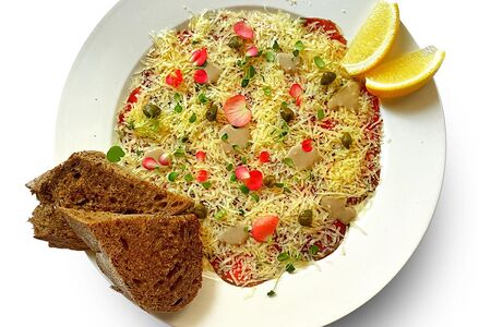 Классическое карпаччо из мраморной говядины 