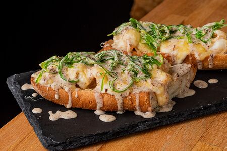 Брускетта Морской микс