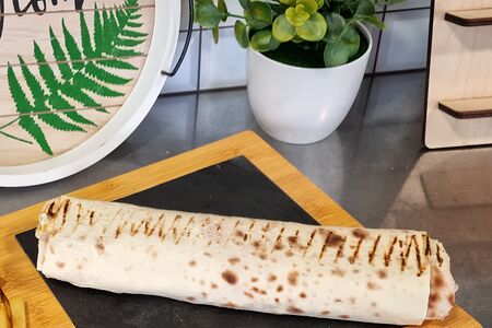 Двойной хот-дог в лаваше