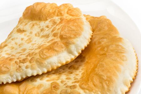 Чебуреки с картофелем и грибами