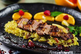 Утиная грудка с апельсиновым конфитюром