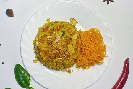 Ком Ранг - Жареный рис с морепродуктами 