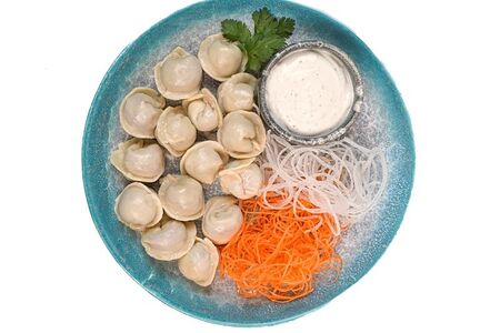 Пельмени мясные отварные