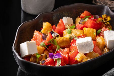 Салат с хрустящими баклажанами