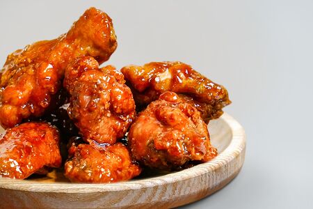 Крылья по-кантонски в китайском сладком соусе