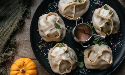 Манты с говядиной и тыквой