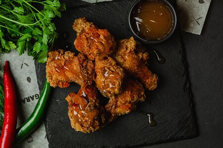 Крылышки в кисло-сладком соусе