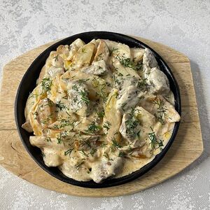 Жаркое в сметане с говядиной