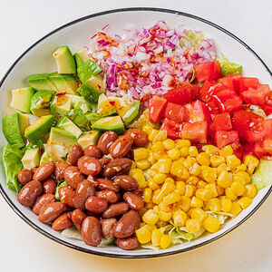 Овощной салат с авокадо