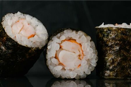 Маки с креветкой