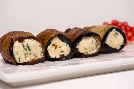 Рулет с орехами