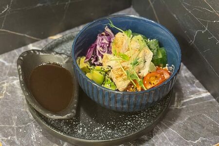 Боул с курицей