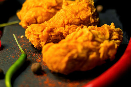 Фирменные куриные крылышки Острые S