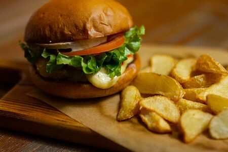 Куриный бургер