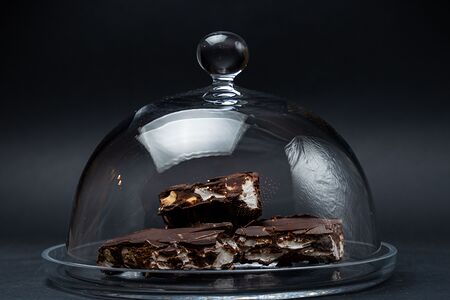 Скалы Дувра шоколад с маршмеллоу и фундуком