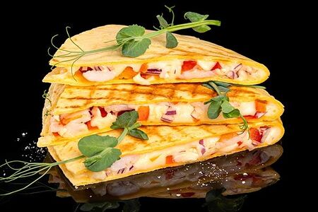 Кесадилия с креветками