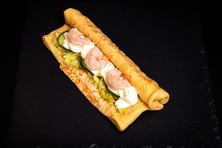 Блин с тигровой креветкой