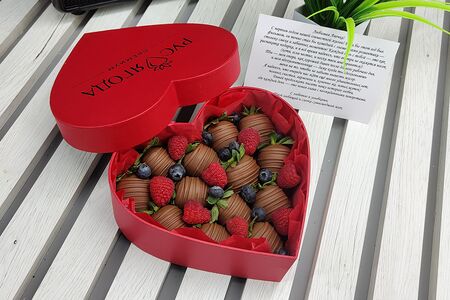 Клубничное сердце S