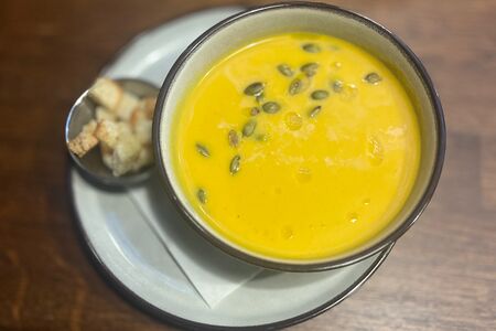 Крем-суп из тыквы с кокосовым молоком и имбирём