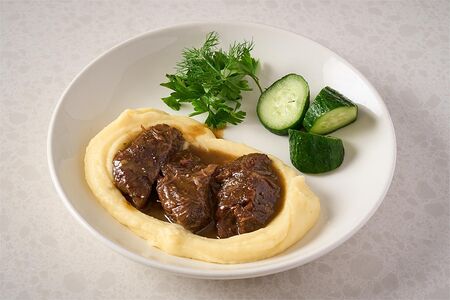 Говяжьи щеки, картофельное пюре
