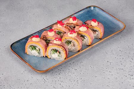 Запеченный ролл с беконом