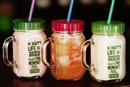 Молочный коктейль клубничный