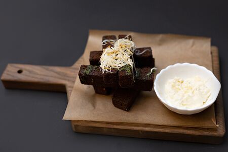 Чесночные гренки