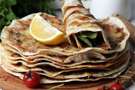 Ламаджо с сыром 