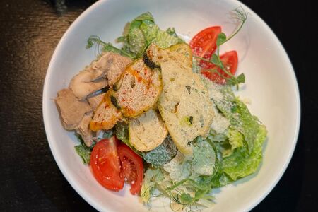 Цезарь с куриной грудкой