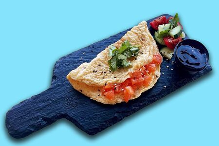 Омлет с копчёным лососем