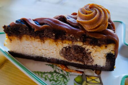 Чизкейк Арахисовый кранч