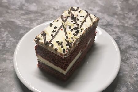 Пирожное Красный вельвет 