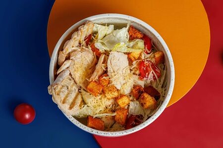 Цезарь с курицей