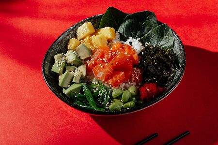 Поке с лососем