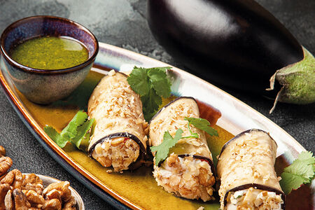 Рулетики из баклажанов