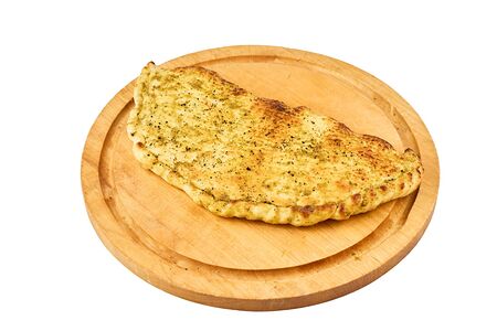 Кальцоне с курицей и грибами